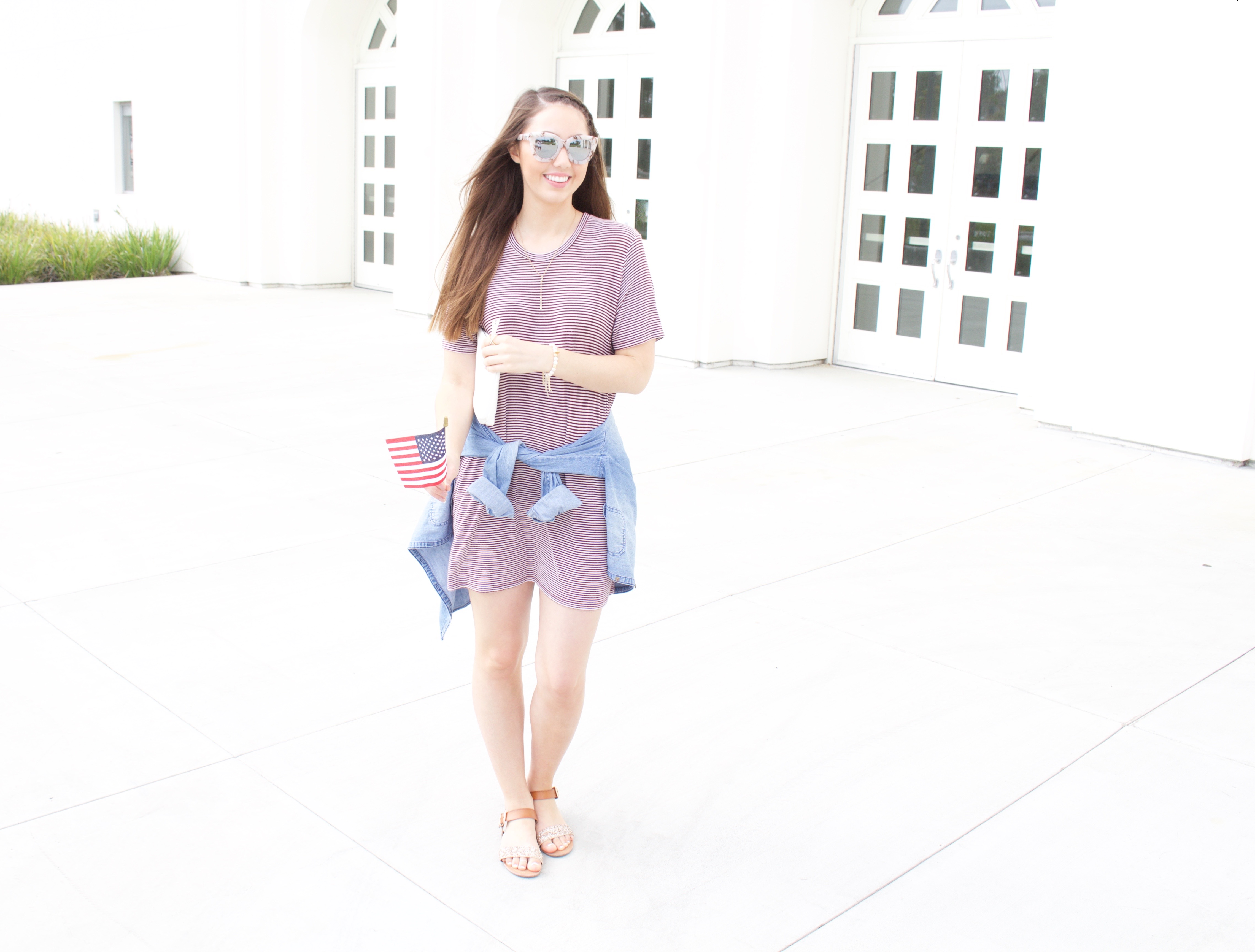 4th of July Outfit - t-shirt dress + chambray
