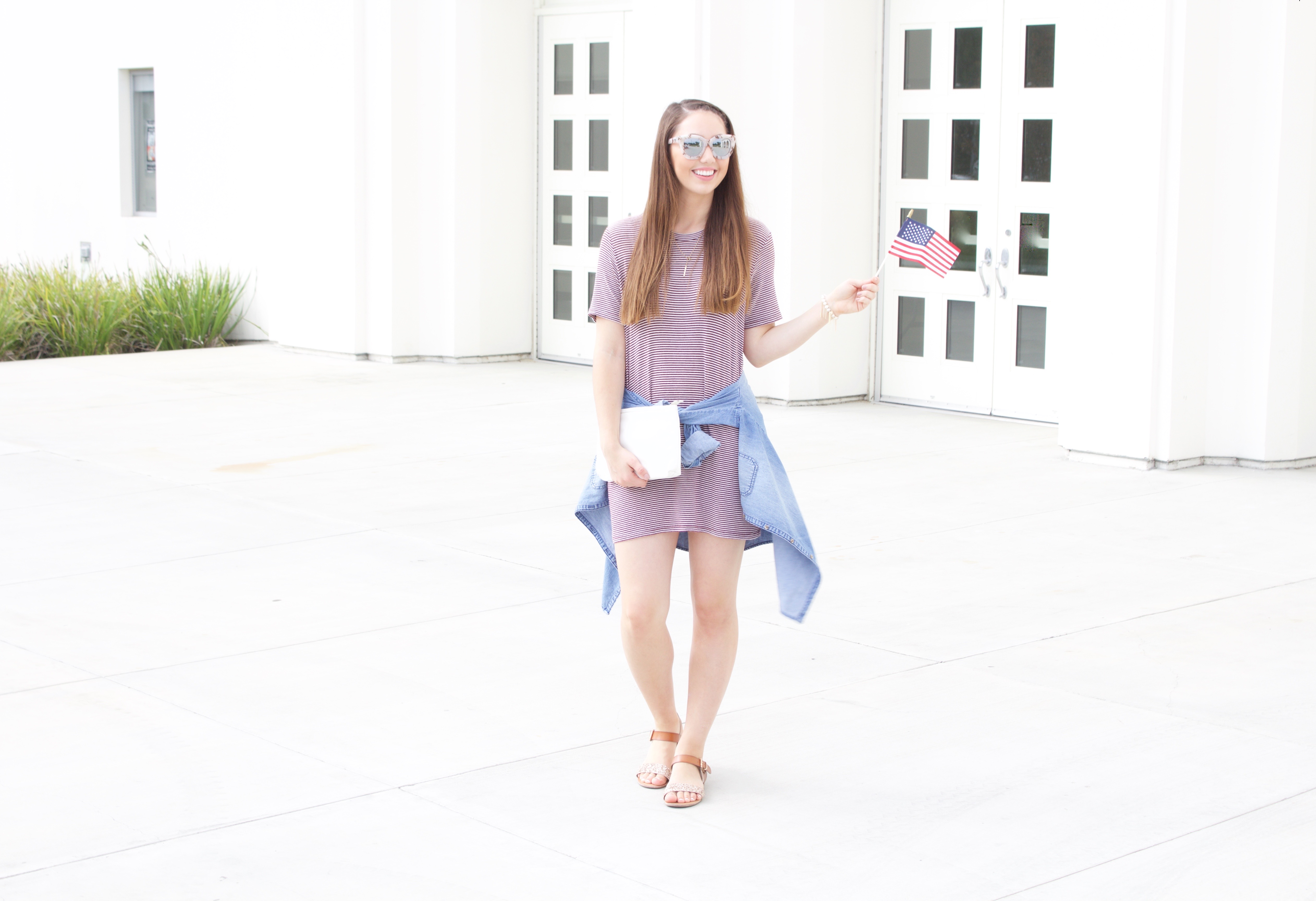 4th of July Outfit - t-shirt dress + chambray