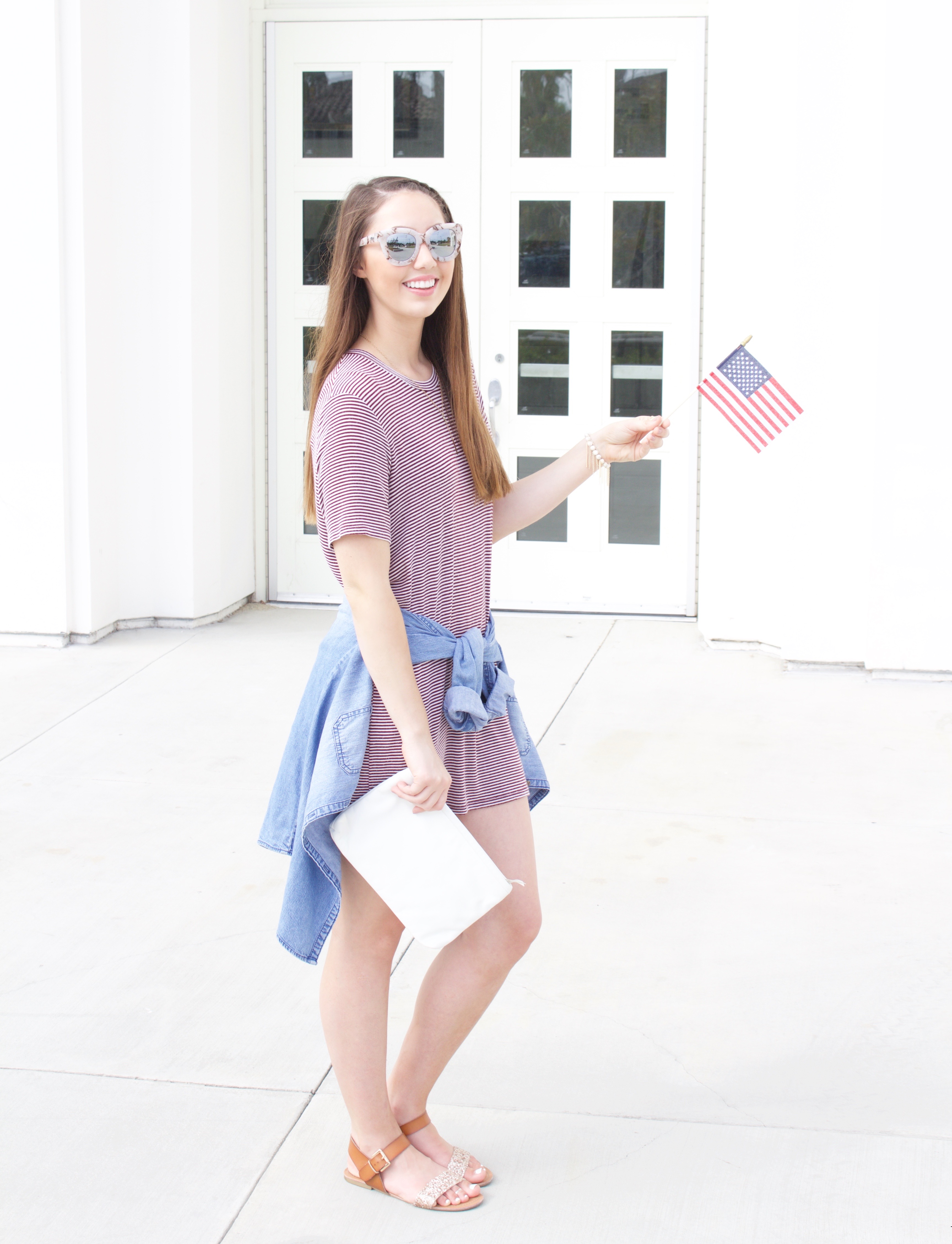 4th of July Outfit - t-shirt dress + chambray