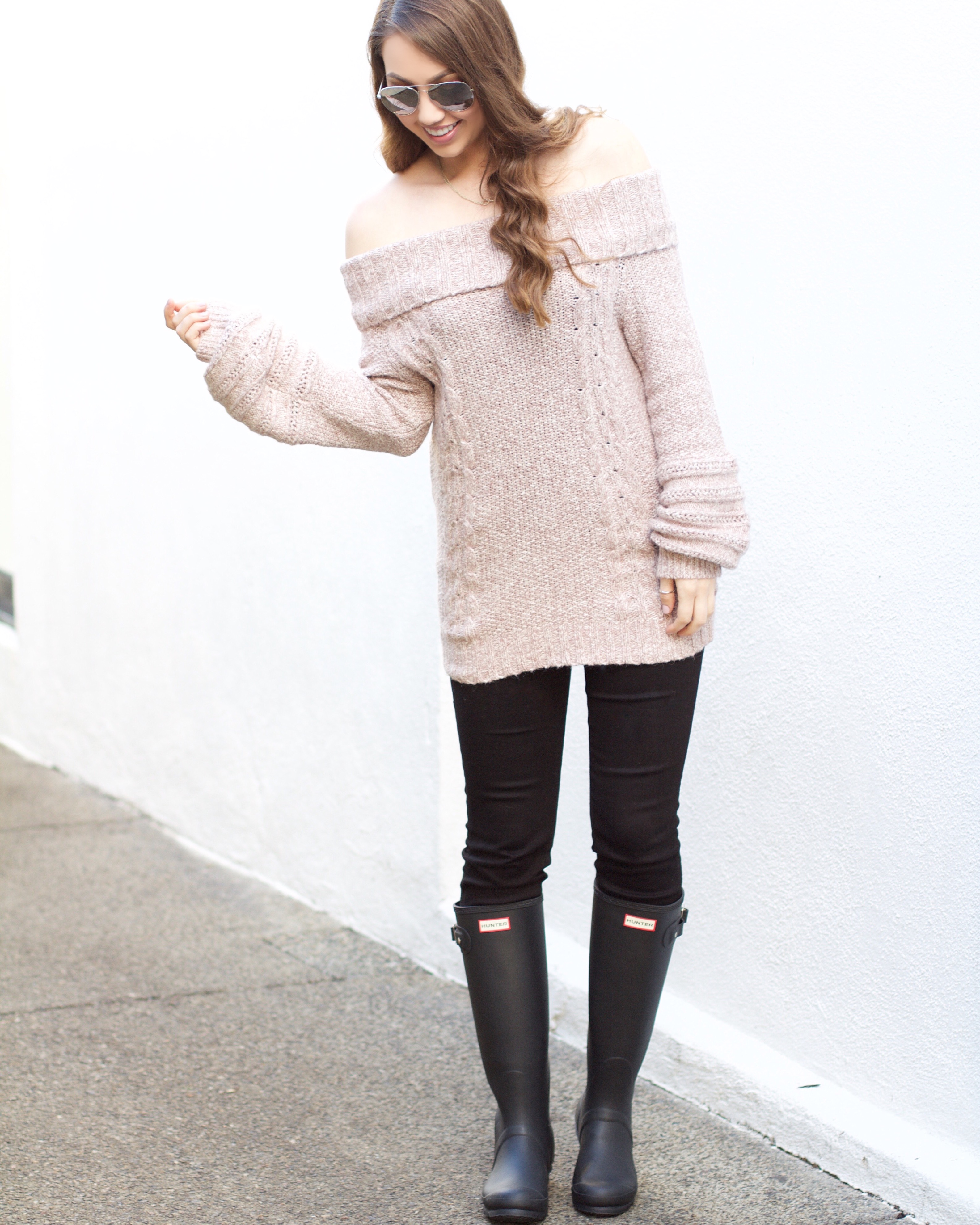 Leggings Outfits  Tight sweater, Style, Hunter boots