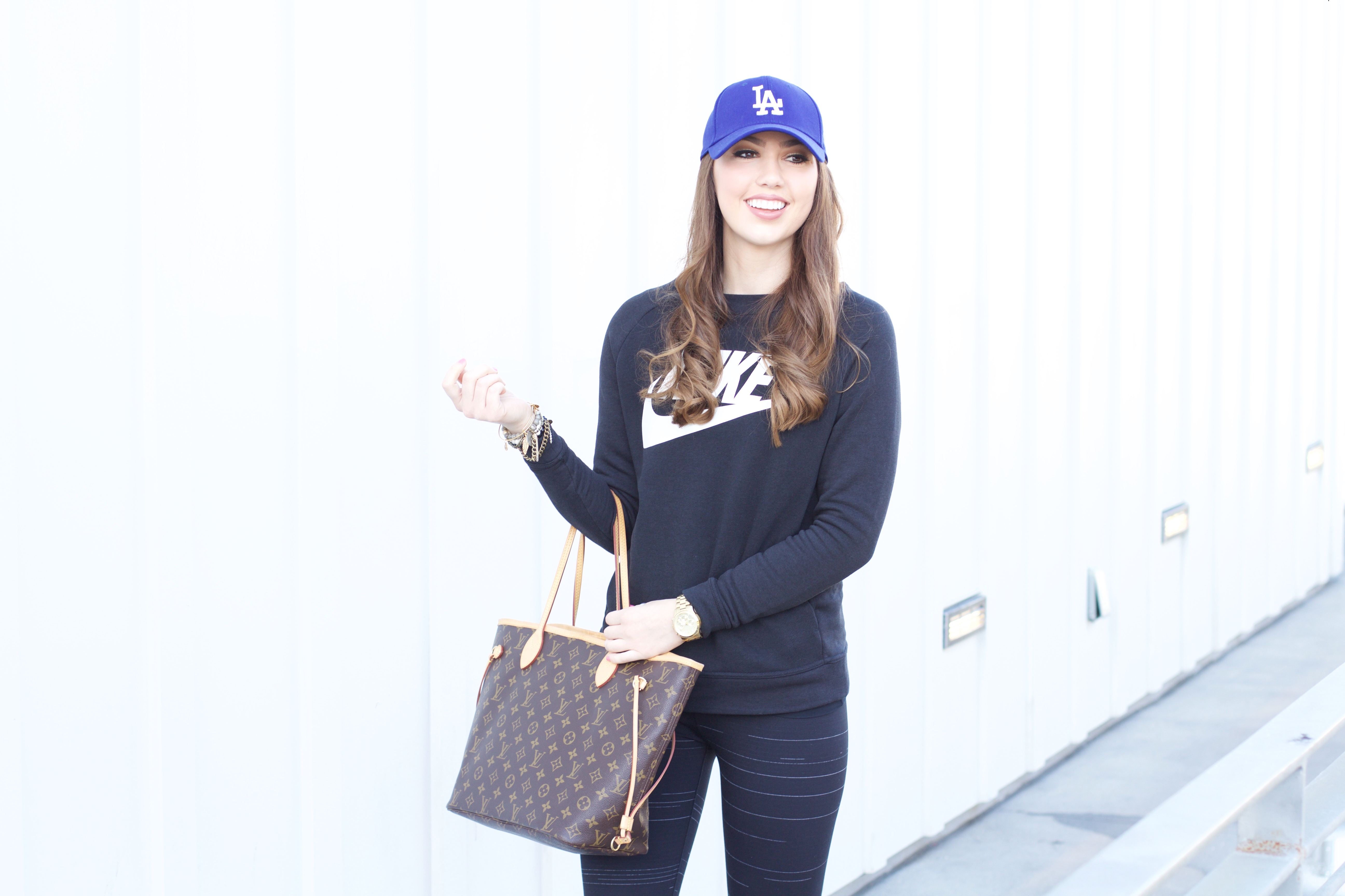 how to style a baseball hat