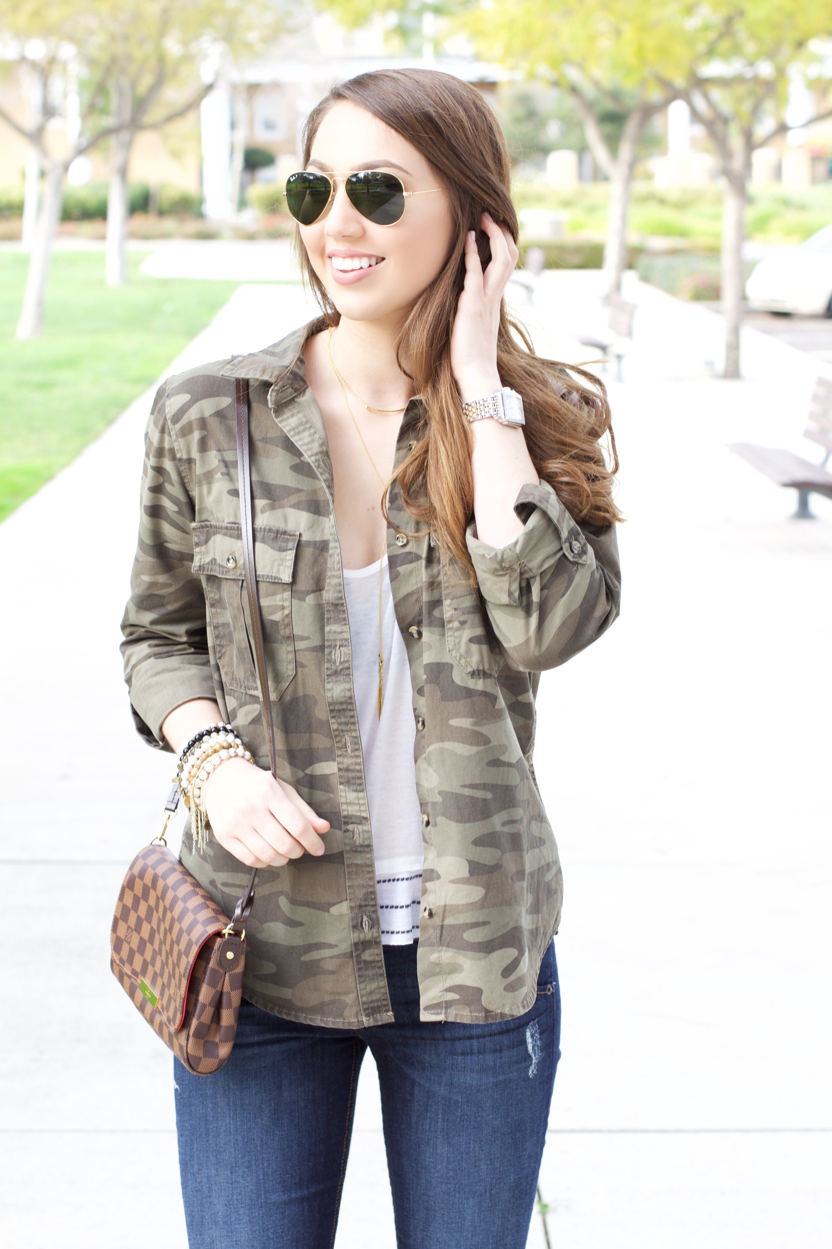 camo jacket outfit