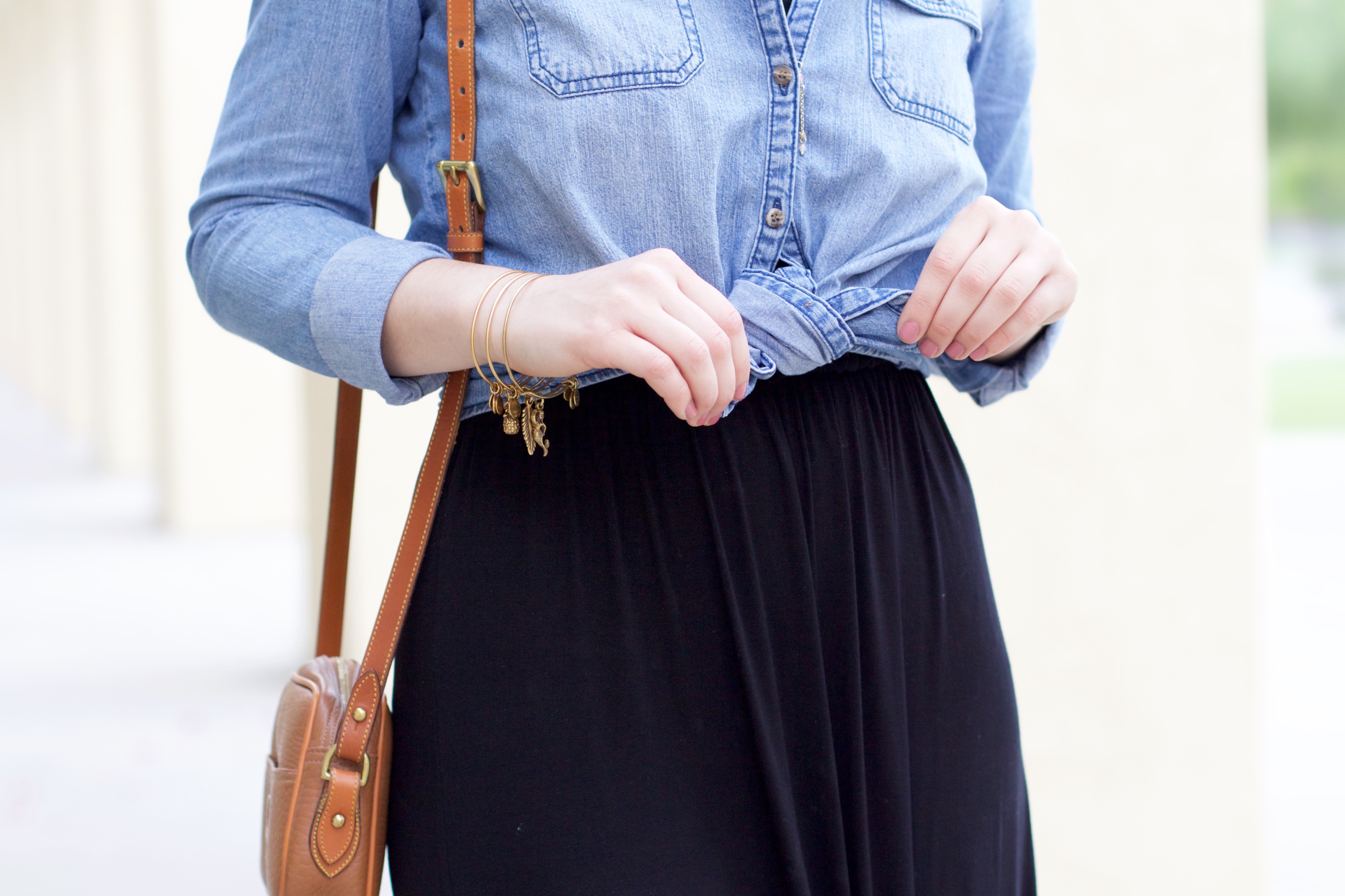 how to style a chambray top