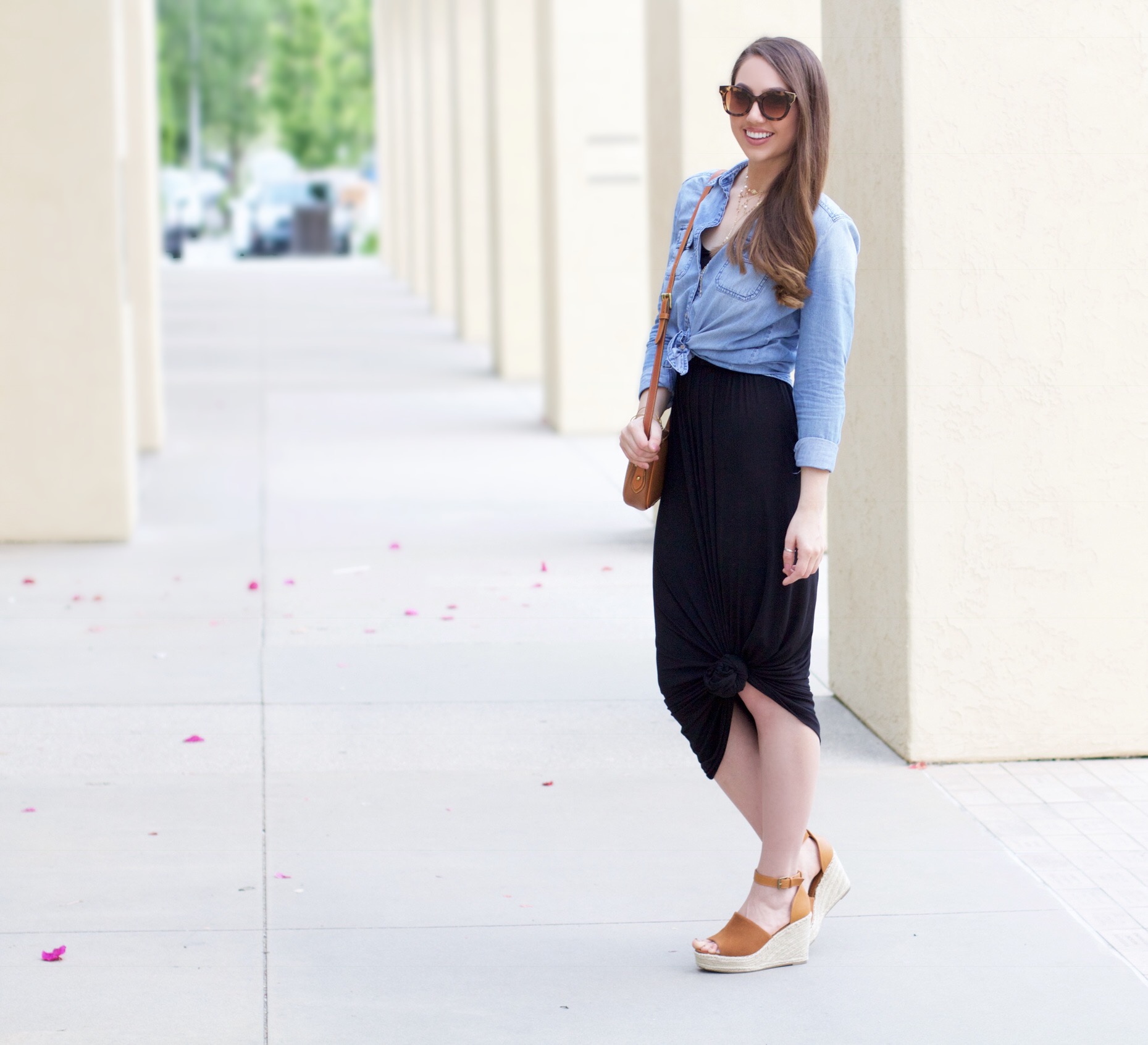 how to style a chambray shirt womens