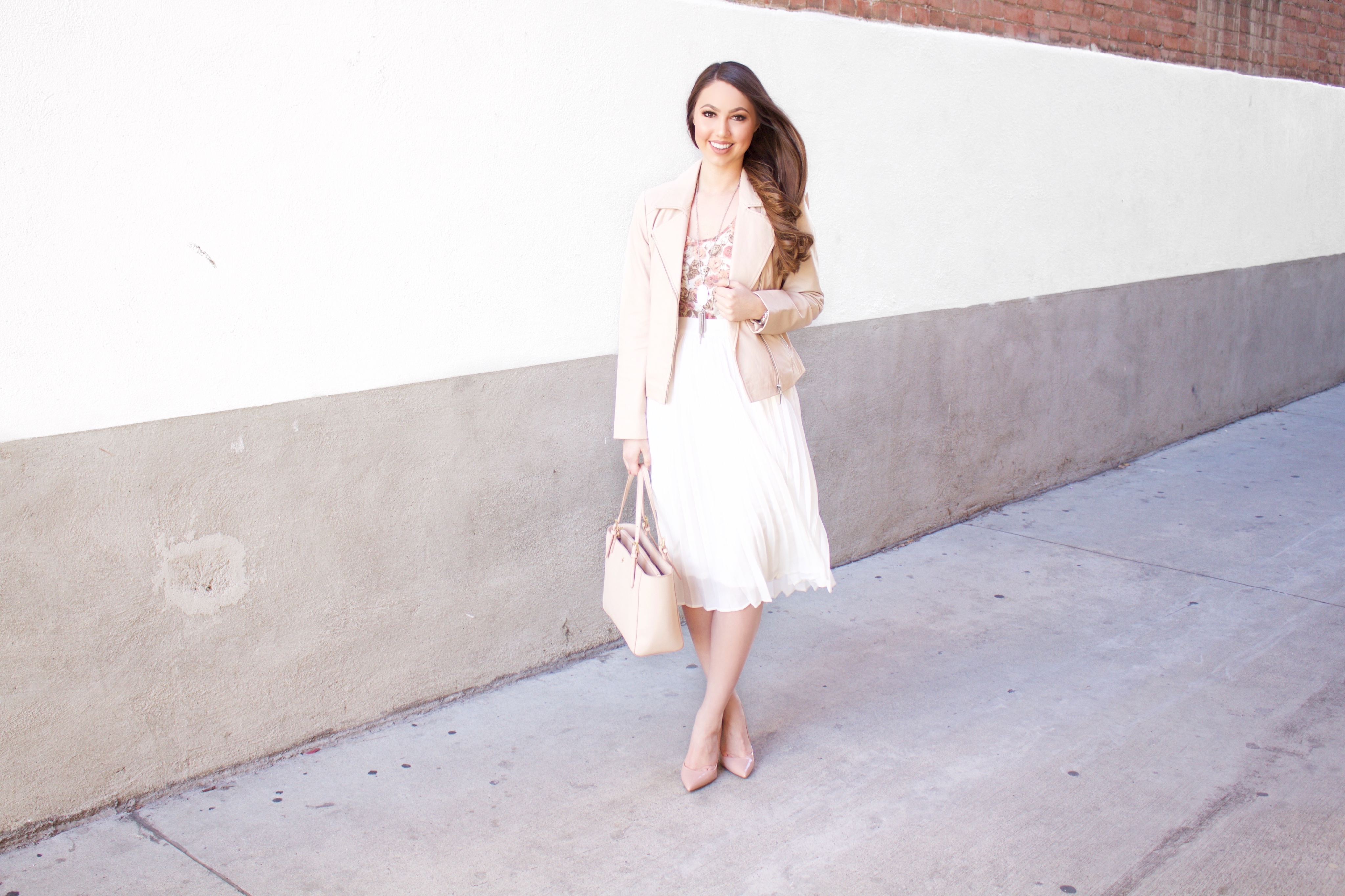 white pleated skirt