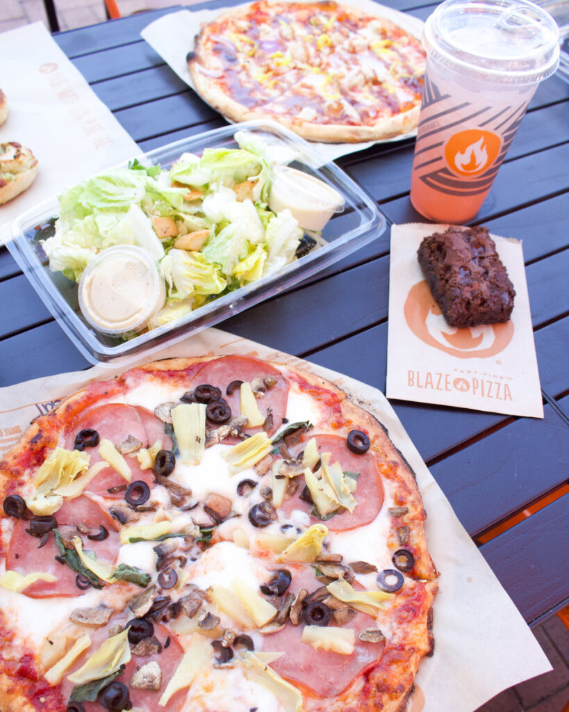 outlets at san clemente blaze pizza