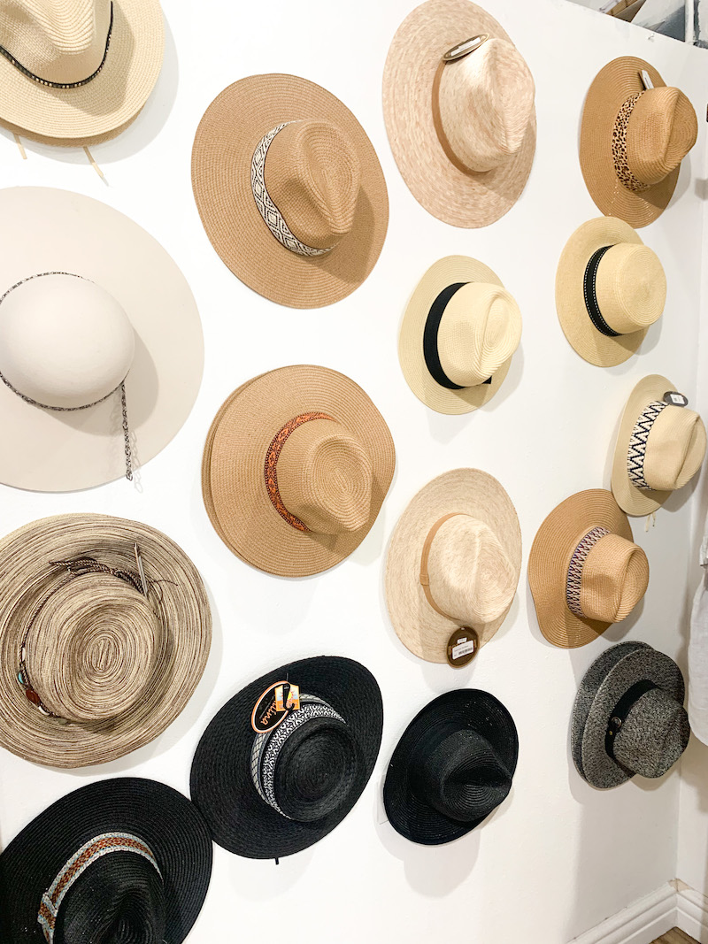 hat wall